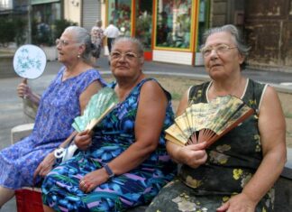 Il caldo estivo ha causato 16.500 morti in 854 città europee ondata caldo estivo